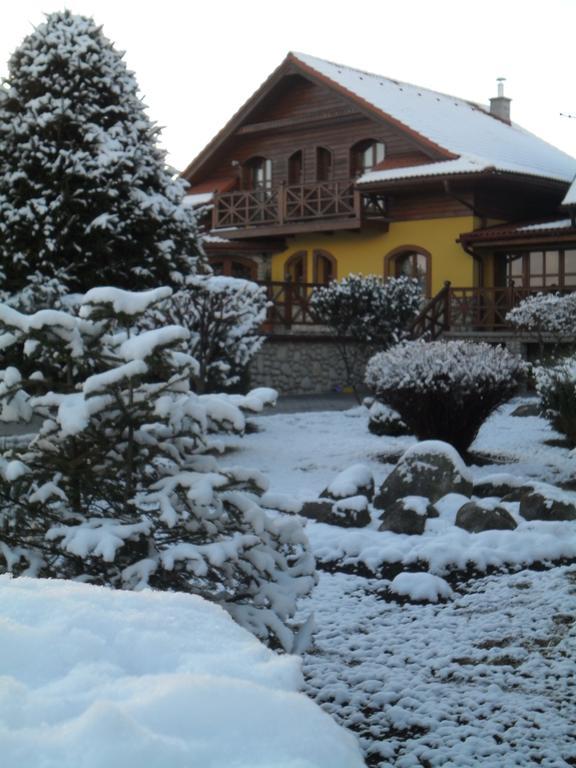 Penzion Country Stara Lesna Exterior photo